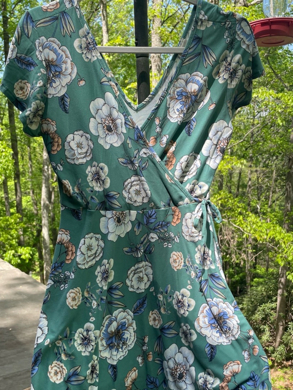 Floral V-Neck and Low Back Wrap Dress Small